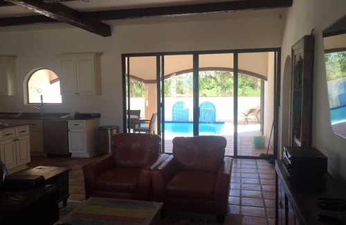 Opal House | Newer House With 4 Master Bedrooms And 5 Bath