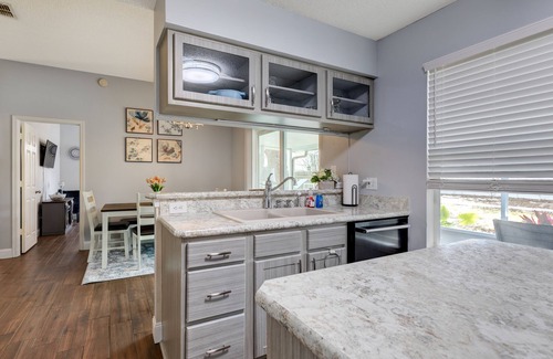 Mount Dora House | Newley Remodeled and Furnished, Cozy House 5 Minutes From Downtown!