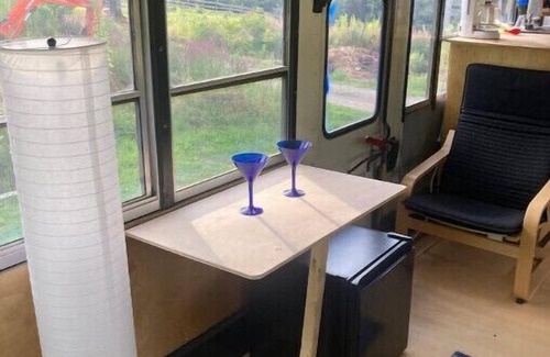 Kerhonkson House | Newly converted 3-season bus. Outdoor shower.n