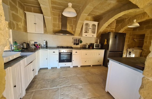 Birbuba Villa | Newly Converted Detached Farmhouse