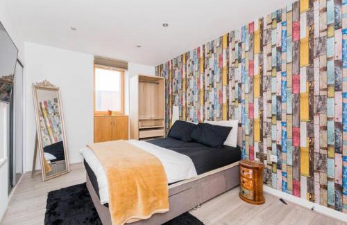 Barking Apartment | Newly Furnish 2 bedroom Flat