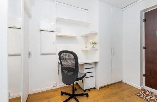 Livesey Apartment | Newly refurbished 2BR wbalcony in Vibrant Peckham