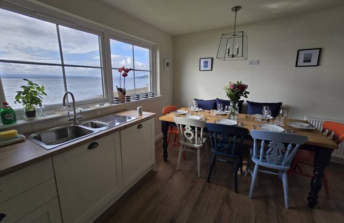 Fortrose Cottage | Newly refurbished 4 bedroom house on the waterfront in historic Fortrose