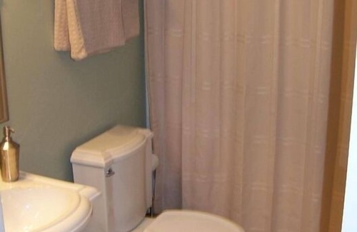 Cotswold Condo | Newly Remodeled Condo Near Uptown