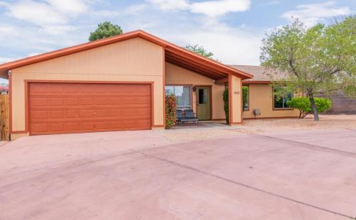 Page House | Newly Remodeled Family Friendly Home