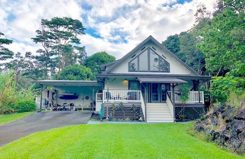 Kapoho House | Newly remodeled gem in Hawaiian Shores