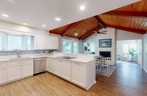 Palmetto Dunes House | Newly remodeled home with private pool and spa