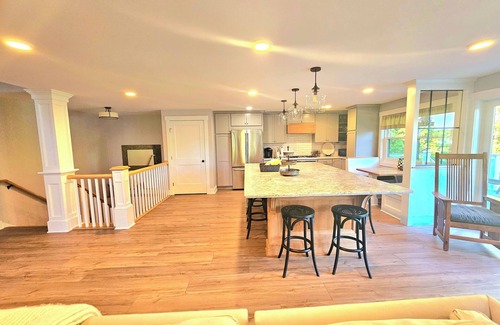 Bolton Landing Villa | Newly remodeled, private Villa in Bolton Landing with all the comforts of home