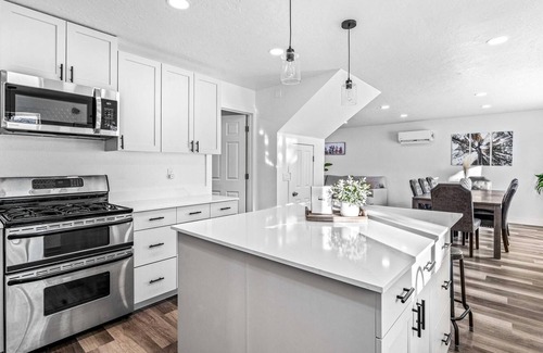 Kamas House | Newly Remodeled Uinta Mountain Town Retreat