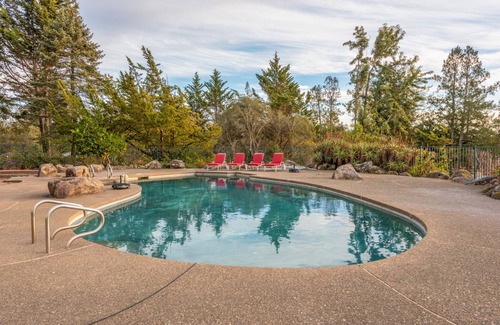 Santa Rosa Villa | Newly remodeled wine country villa. Outstanding. Sleeps 16