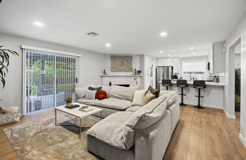 West Hills House | Newly Remodeled Zen 3-bedroom OASIS in West Hills!