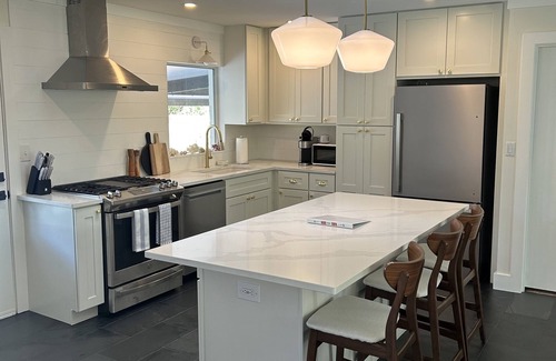 Fort Walton Beach House | Newly Renovated Home w/pool - 5 minutes from the beach!