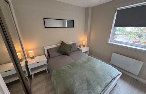 Slateford Apartment | Newly Renovated Flat Edinburgh - 2 x Double Beds