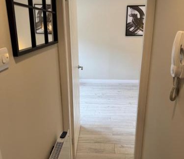 Slateford Apartment | Newly Renovated Flat Edinburgh - 2 x Double Beds