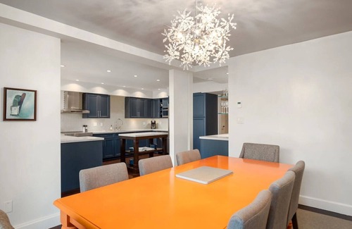 Blueberry Hill Apartment | Newly renovated | Free parking | BBQ | AC