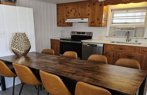 Barnegat Light House | Newly Renovated Beach Block 3 Bedroom 1st Floor Duplex
