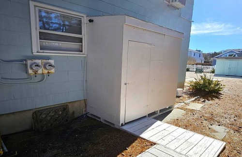 Barnegat Light House | Newly Renovated Beach Block 3-bedroom 2nd Floor Duplex