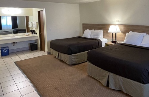 Newport Hotel | Newport Coast Inn