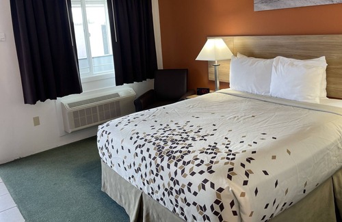 Newport Hotel | Newport Coast Inn