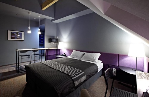 Dnipro Hotel | Newport