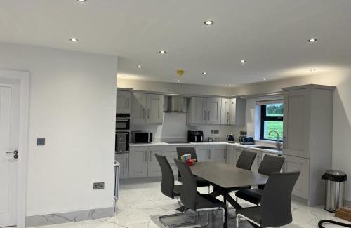Newry House | Newtown House