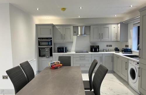 Newry House | Newtown House