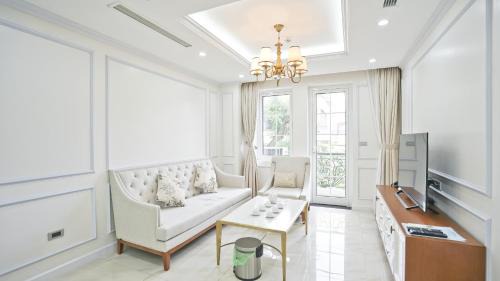 Hai Ba Trung Hotel | Nguyen Du Paradise Hotel - Hoan Kiem Lake