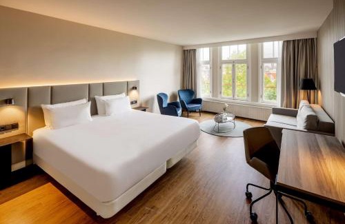 Grachtengordel-Zuid Hotel | NH Amsterdam Schiller
