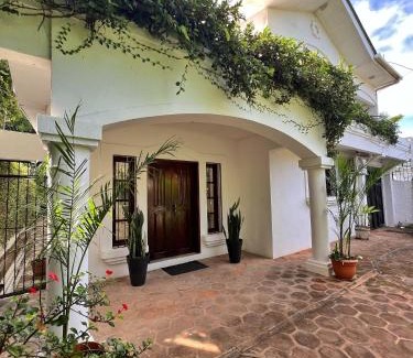 Managua Bed & Breakfast | Nica Life Bed & Breakfast