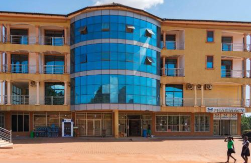Kampala Hotel | Nican Resort Hotel Seguku Entebbe