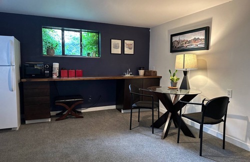 Denver Apartment | Nice 1-bedroom/studio apartment in Lakewood with WiFi access