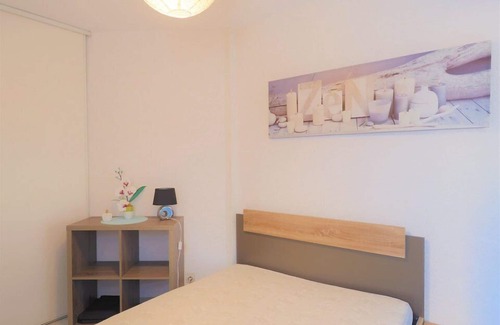 Le Grau-Du-Roi Apartment | Nice 4 Sleeps Pool, Terrace, Parking !