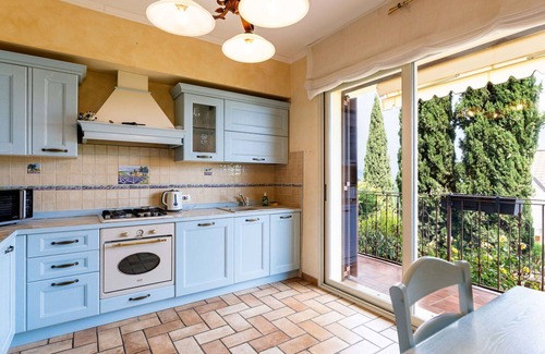 Borghetto Santo Spirito Villa | Nice apartment in villa for 5 people with A/C, WIFI, pool, terrace and pets allowed