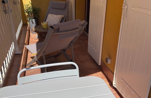 Cassis Apartment | Nice air-conditioned apartment, heart of the village, 2nd floor
