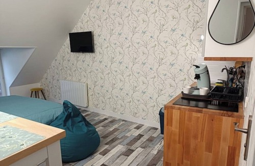 Montargis Apartment | Nice and Comfortable Studio
