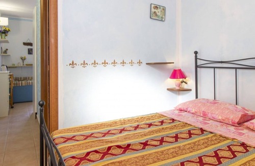 Pirotto Li Frati Apartment | Nice and cozy x4 apartment, located just 500m from the beach of Baia delle Mimose.