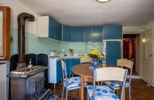 Calasca-Castiglione Apartment | Nice apartment for 5 guests with WIFI, TV, balcony and pets allowed