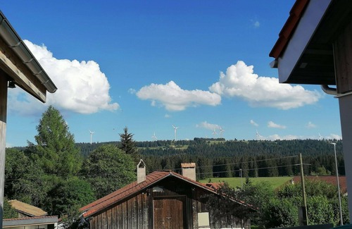 Les Breuleux Apartment | Nice apartment for 6 people with WIFI, TV, balcony and parking