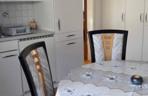 Sedrun Apartment | Nice apartment for 2 guests with TV, balcony and parking