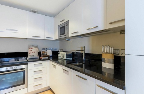 Castle Baynard Apartment | Nice apartment for 2 guests with WIFI and TV