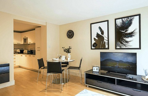 Castle Baynard Apartment | Nice apartment for 2 guests with WIFI and TV
