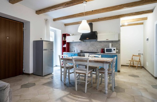 Omegna Apartment | Nice apartment for 4 guests with WIFI, TV, terrace and pets allowed