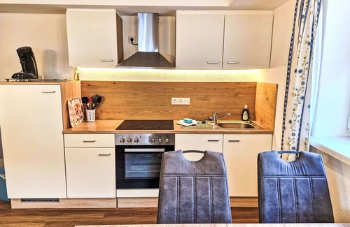 Wenns Apartment | Nice apartment for 4 guests with WIFI, TV and terrace