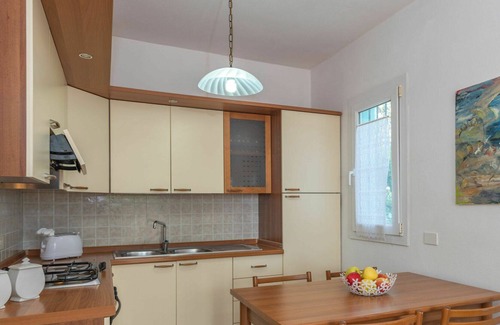 Pittulongu Apartment | Nice apartment for 4 guests with TV, terrace, pets allowed and parking
