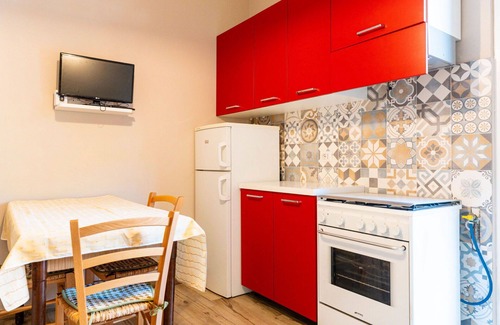 Ceriale Apartment | Nice apartment for 4 people with WIFI, TV, terrace and pets allowed