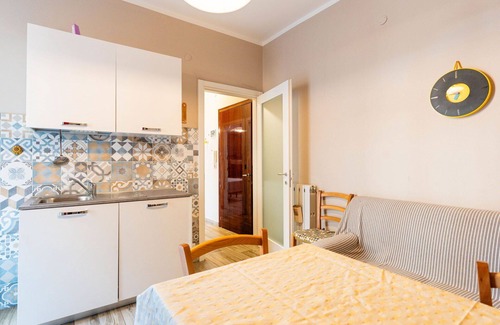 Ceriale Apartment | Nice apartment for 4 people with WIFI, TV, terrace and pets allowed