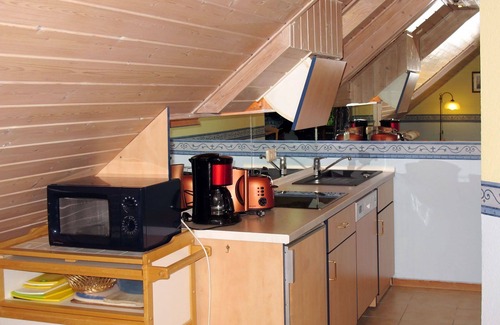 Juliusruh Apartment | Nice apartment for 4 people with WIFI, TV, balcony and pets allowed
