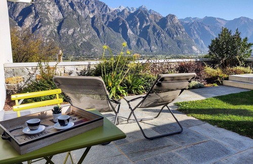 Samolaco Apartment | Nice apartment for 4 people with WIFI, A/C, TV and patio