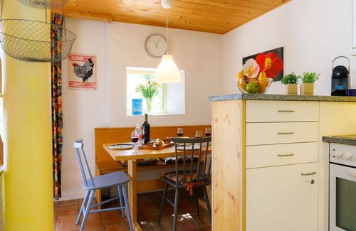 Capriasca Apartment | Nice apartment for 5 guests with WIFI, pool, TV, patio, pets allowed and panoramic view