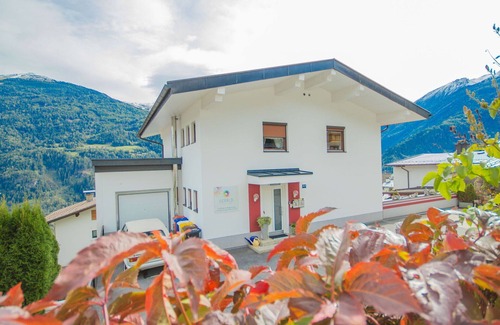 Wenns Apartment | Nice apartment for 5 people with WIFI, TV and balcony